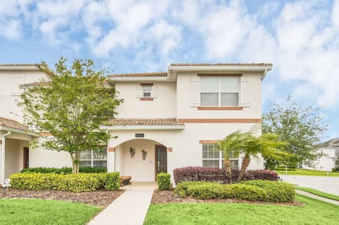 1-web-or-mls-9017-dogleg-dr