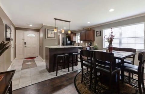 Kitchen and dinning room 