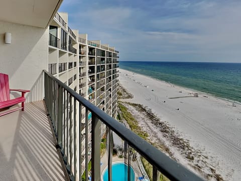 Welcome To Edgewater Tower III #1111