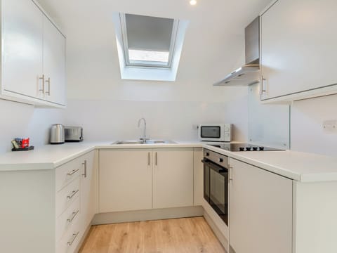 Kitchen | Helvellyn - Lonsdale House Apartments, Ulverston