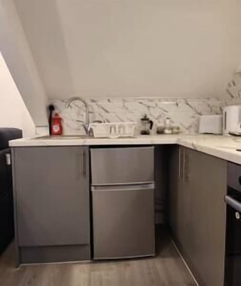 1e7715f1-3fd8-4502-8d13-6a1994df6a3b