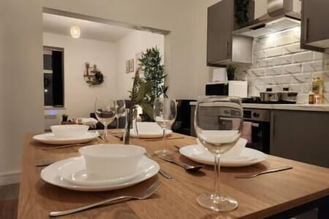 3a41fcec-e285-4263-8032-39d0dfcb9868