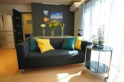 Living & Dining
