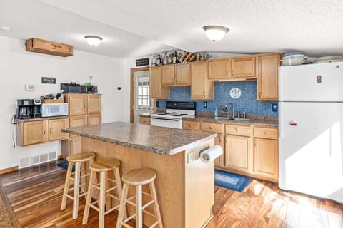 N2591 Spider Lake Trail-3