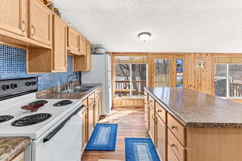 N2591 Spider Lake Trail-5