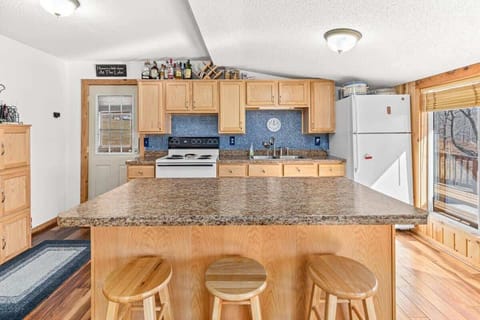 N2591 Spider Lake Trail-2