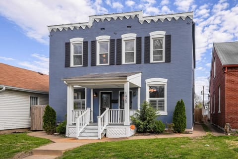 Step back in time at our beautifully restored 19th‑century Frenchtown farmhouse—your private historic oasis just steps from Main Street.