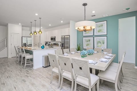 Large Dining Space with Extra Kitchen Island Bar Seating