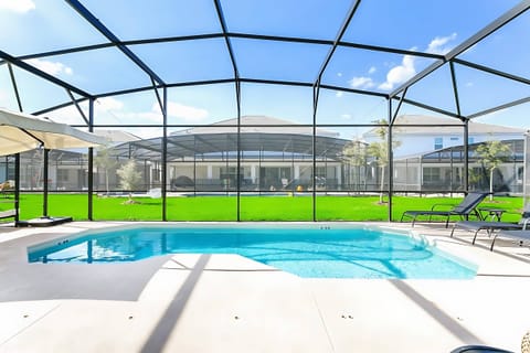 Private Pool With Removable Safety Fence And Space To Lounge Under The Sun