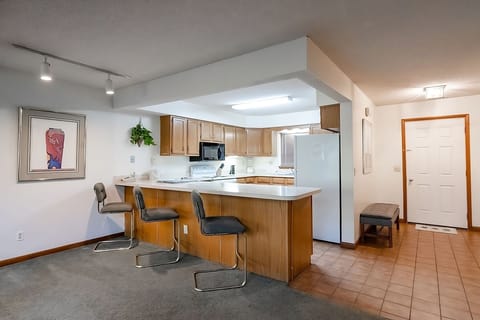2BR - Kitchen