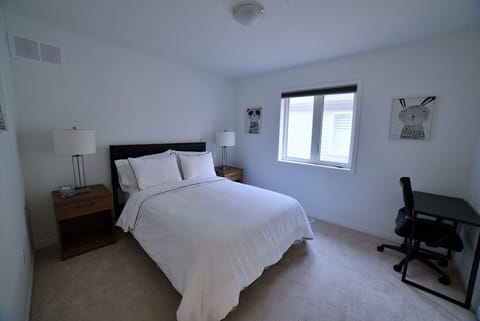 Fort bedroom with a queen bed 