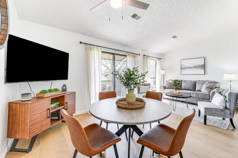 Branson Vacation Rental | 1BR | 1BA | Stairs Required | 664 Sq Ft