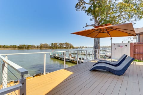 Colonial Beach Vacation Rental | Studio | 1BA | Step Required | 450 Sq Ft
