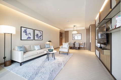 Bright and modern living space for ultimate comfort
