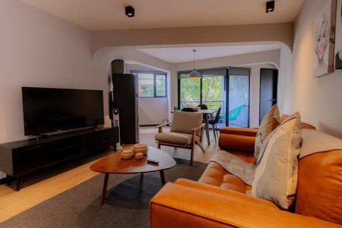 Equipped lounge, perfect for unwinding.


