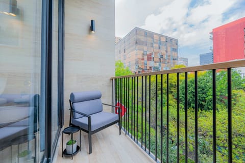 Tranquil sleeps in our balcony suite


