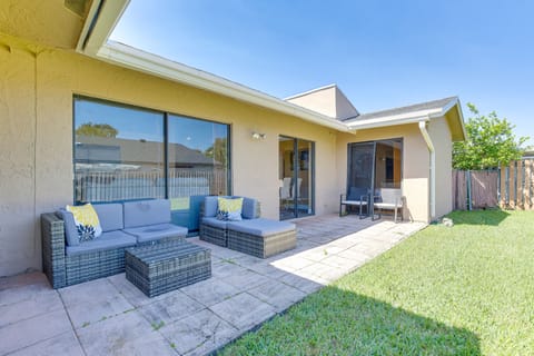 Sunrise Vacation Rental | 5BR | 3BA | 2,200 Sq Ft | 1 Step Required to Enter