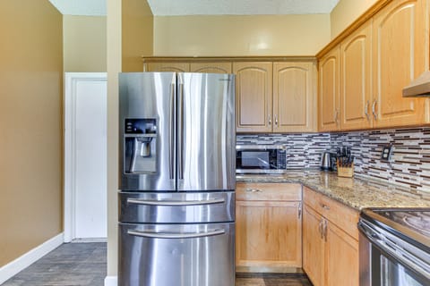 Kitchen | Cooking Basics | Dual Coffee Maker | Blender | Microwave | Toaster