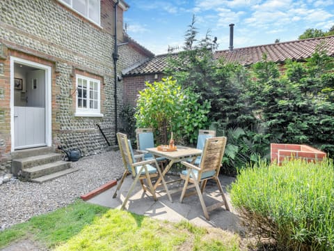 Garden | Stone Cottage, Cromer