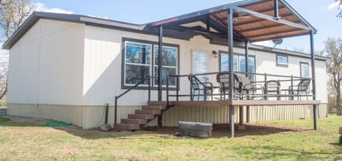 Front patio has seating for 6