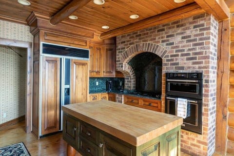 Amazing fully equipped kitchen!