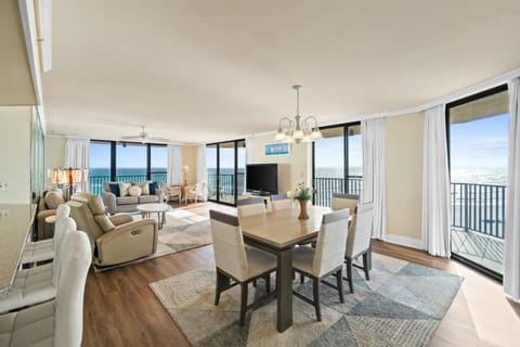Summerhouse Beach Resort Condo Rental 415C