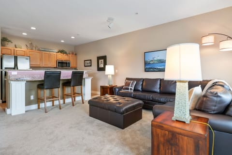 1238 Vacation by the Sea