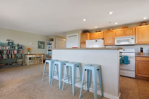 920 Vacation by the Sea