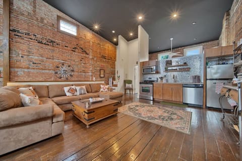 Large living room and fully stocked kitchen!