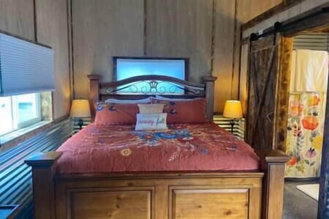 King Sized Dreamcloud Mattress