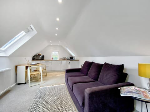 Open plan living space | The Annexe at Woodside, Kimpton near Andover