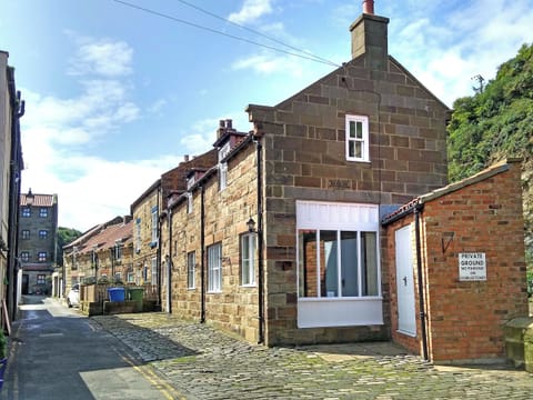 Exterior | Pilot Me Cottage, Staithes
