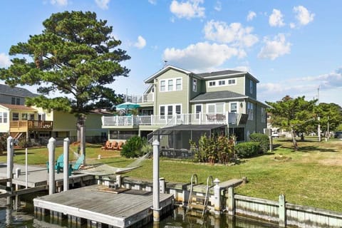 Garber Harbor - Canal Front Home 