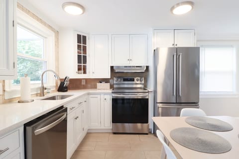 Updated kitchen with stainless appliances 