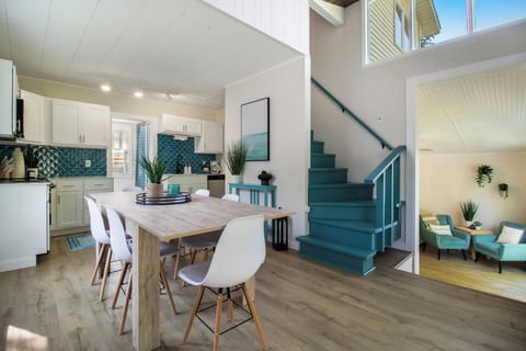 Recently remodeled Whoop-Ti-Do cottage