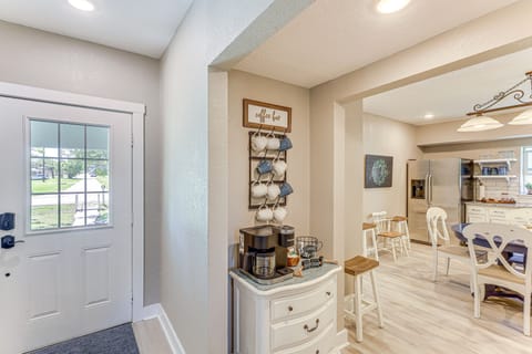 Kitchen | Dining Table & Chairs | Cooking Basics | Dishwasher