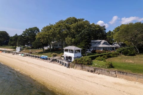 A stone throw distance from the sea