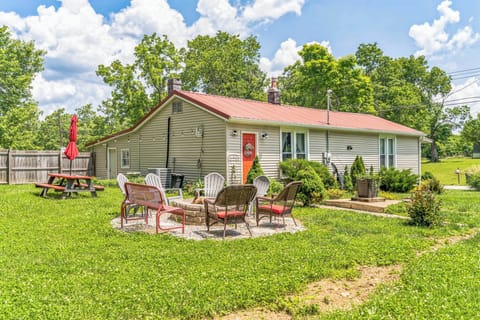 Private Yard with Fire Pit and Games