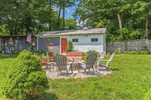 Outdoor Game Shed with Darts and Foosball Table
