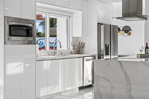 Cook in Style: Find This House with a Beautiful Kitchen