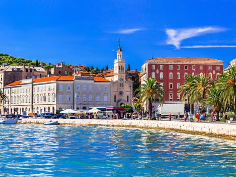 Building, City, Summer, Town, Tourist Attraction, Boat, Coast, Watercraft, Vacation