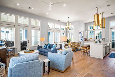 Living Area, 2nd Floor