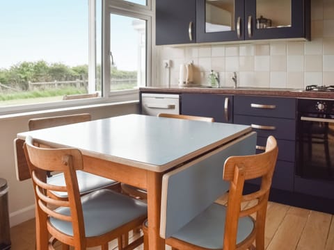 Kitchen/diner | Eastcliff Bungalow, Mundesley