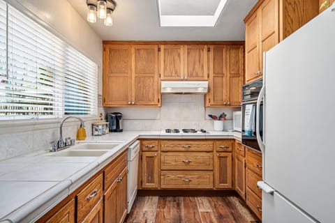 Indoors, Kitchen, Hardwood, Refrigerator, Sink
