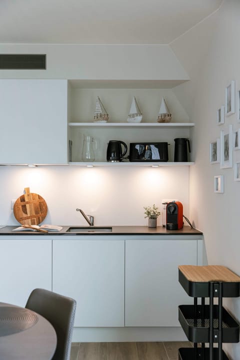 Equipped kitchen with Nespresso machine