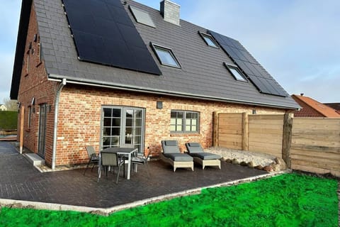 Holiday Home Exterior [summer]