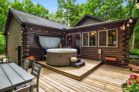 Fort Sassafras has magical outside space for your enjoyment