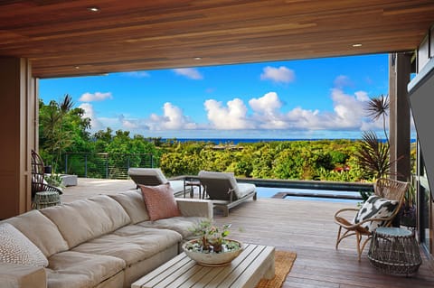 kahalawai_40_pool_lanai