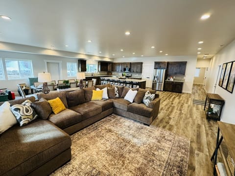 This is a great area to cook, eat and relax!