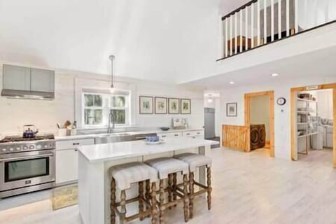 C4c1076f a10c 4a24 ab34 584bc5d7df47